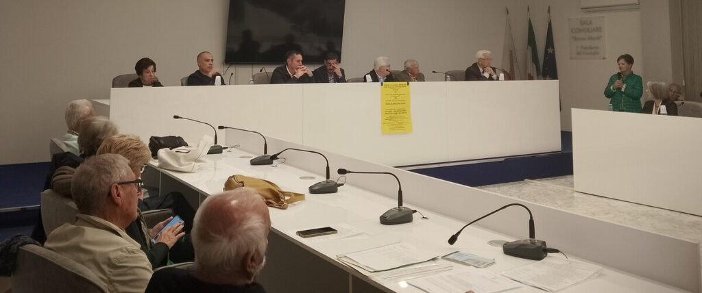 Sala consiliare Soverato CZ - Presentazione libro su Vito Maida - 30.10.2026 ore 18-20