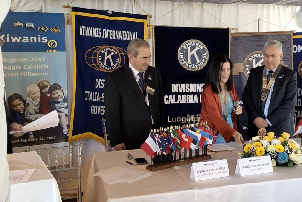Spampinato, Reggio, Cavallaro tocco campana Kiwanis