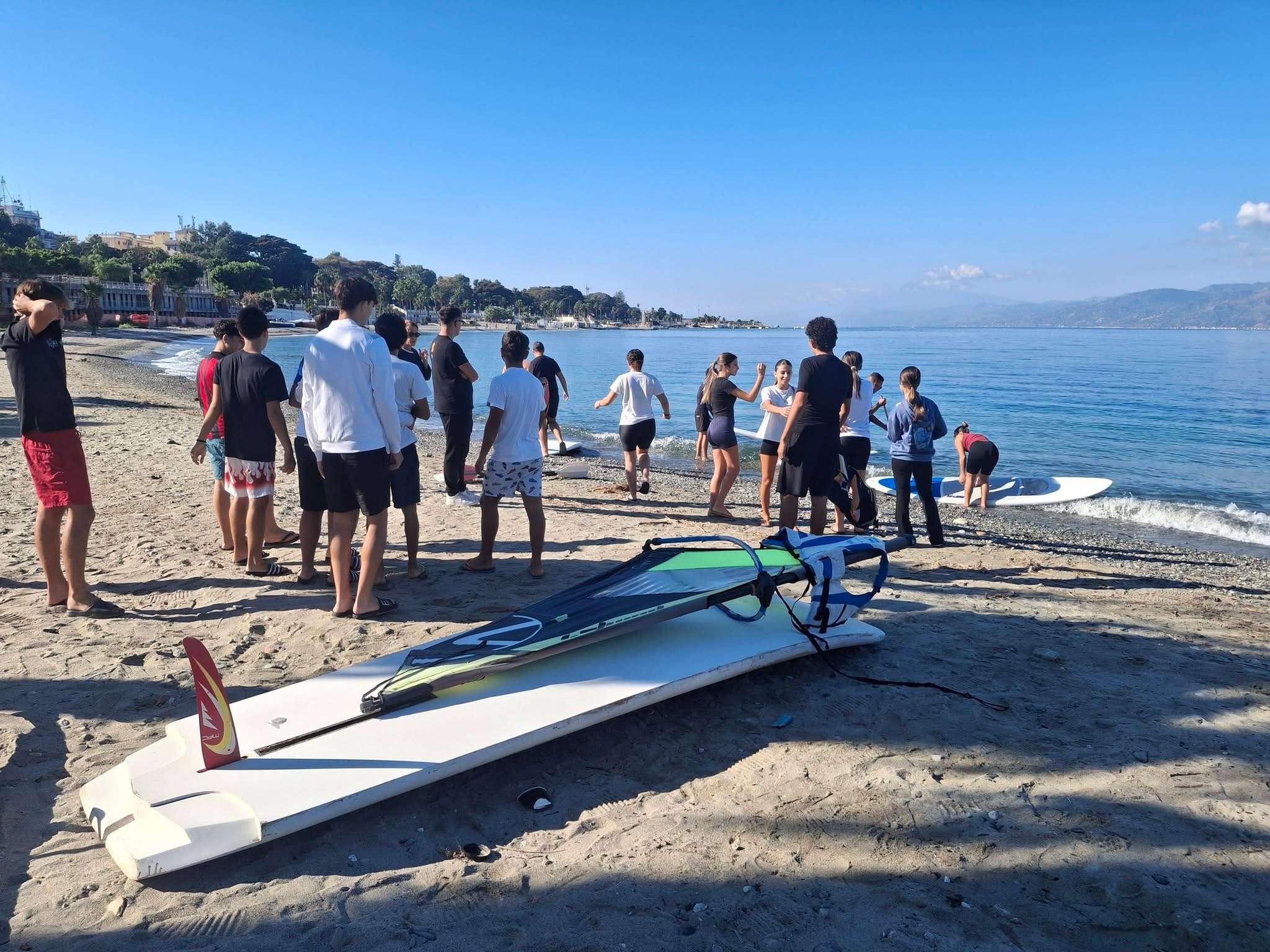 Reggio Calabria, Windsurf dello Stretto tra sport e inclusione: Cardia incontra 