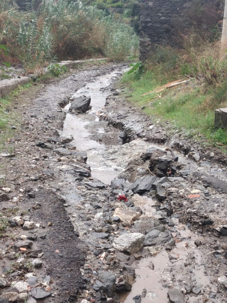 camaro superiore messina contrada isolata disagi