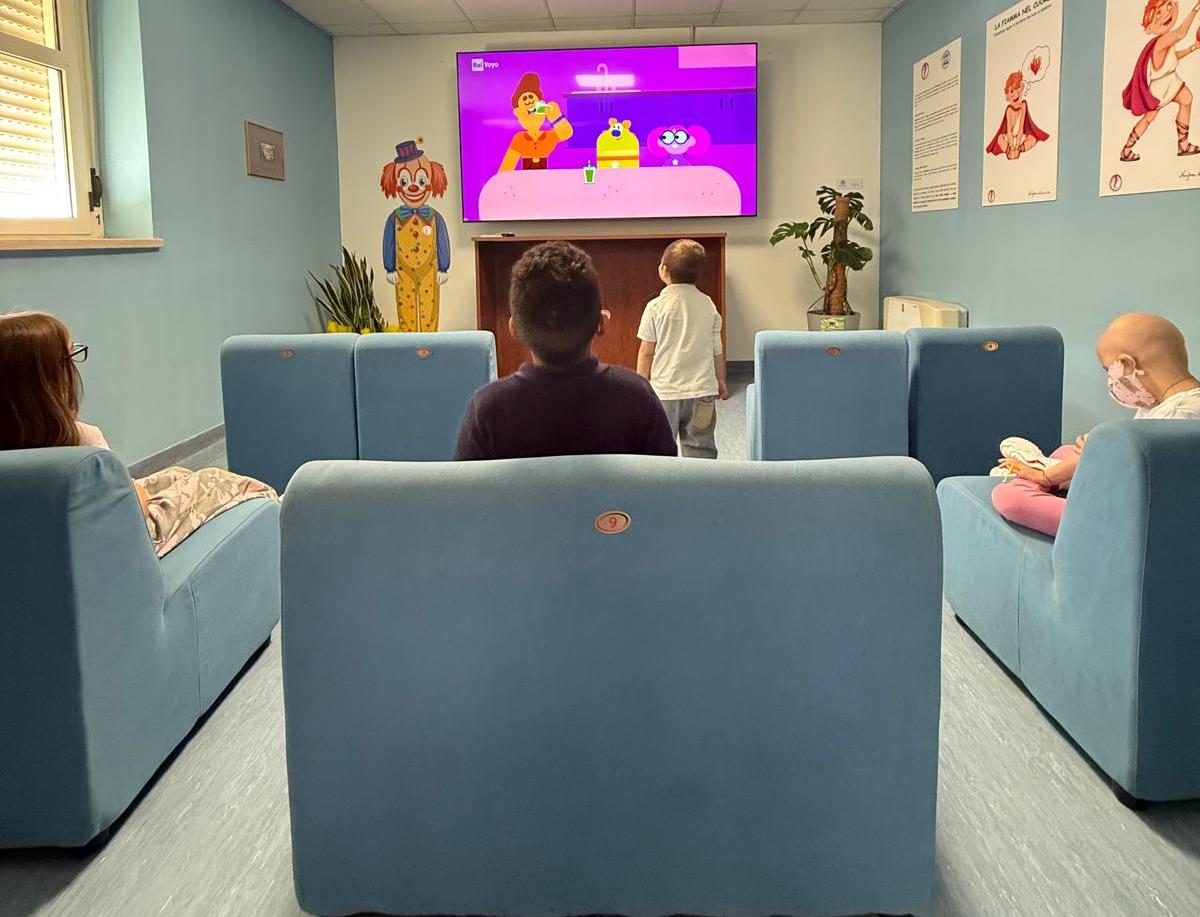 Reggio Calabria, arriva al GOM un mini-cinema per i bambini dell’Oncoematologia 