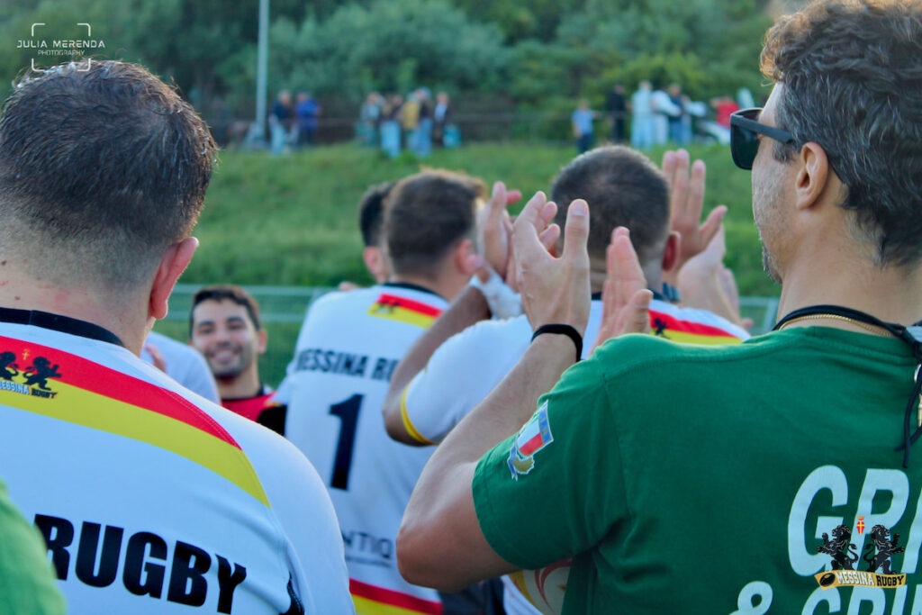 coach_Gianclaudio_Bonasera_Messina_Rugby_festa_con_la_squadra_fine_partita