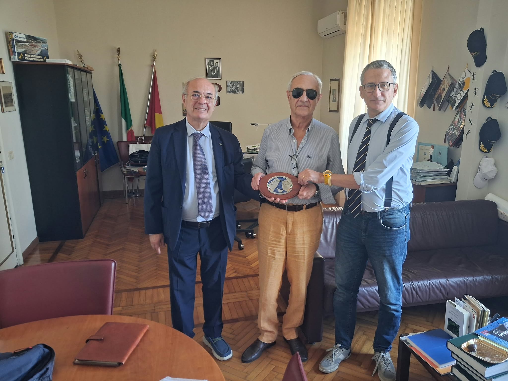 da sinistra avv. Corrado Savasta; dr. Vincenzo Vitale; avv. Francesco Rizzo