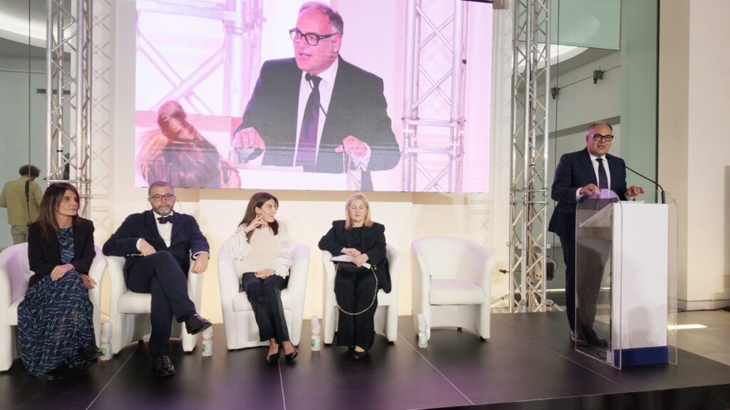 inaugurazione mostra ispirazioni reggio calabria