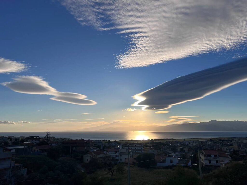 nubi lenticolari reggio calabria