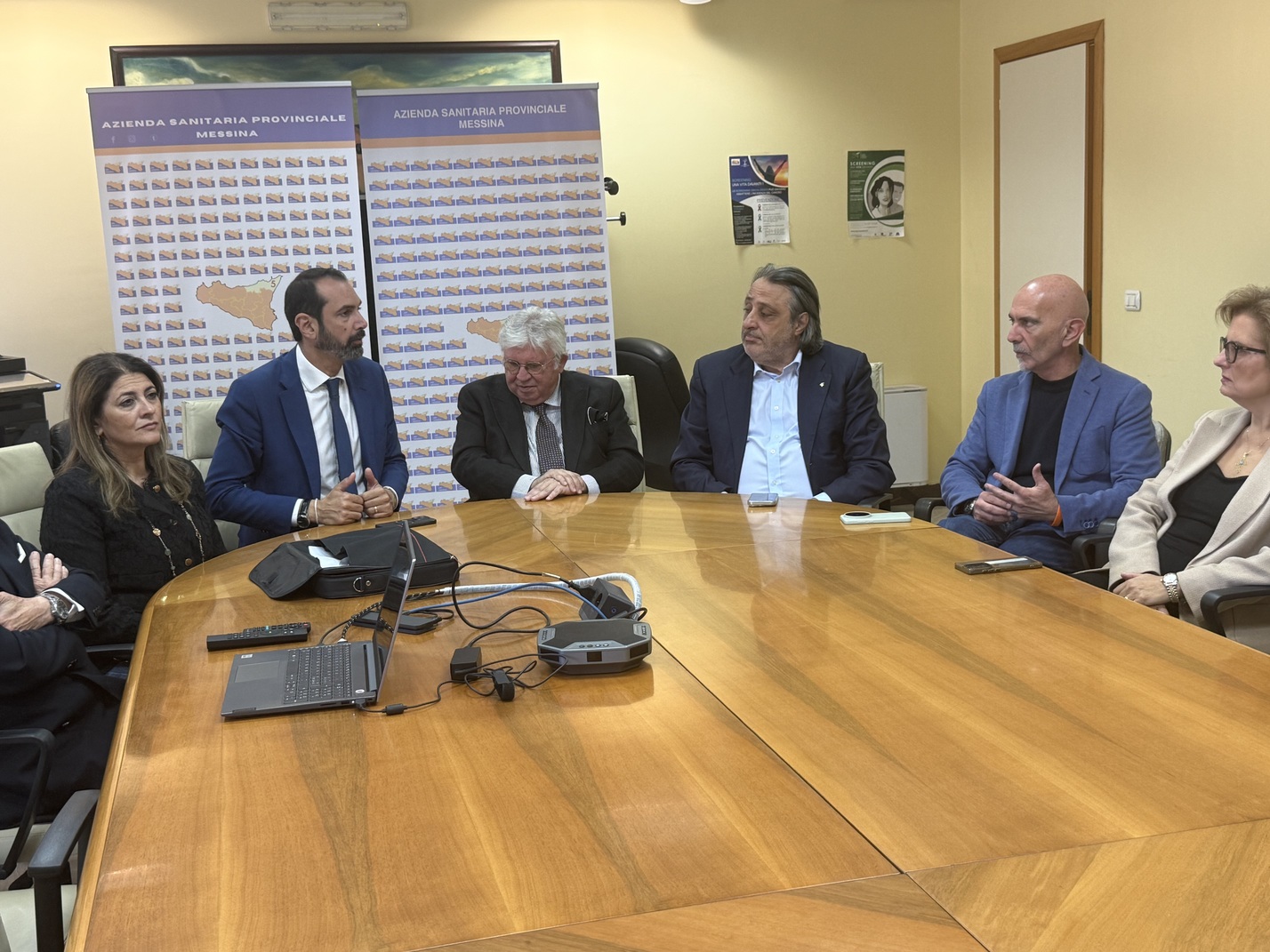 ottobre rosa riunione prima del lancio con basile trimarchi asp messina (1)