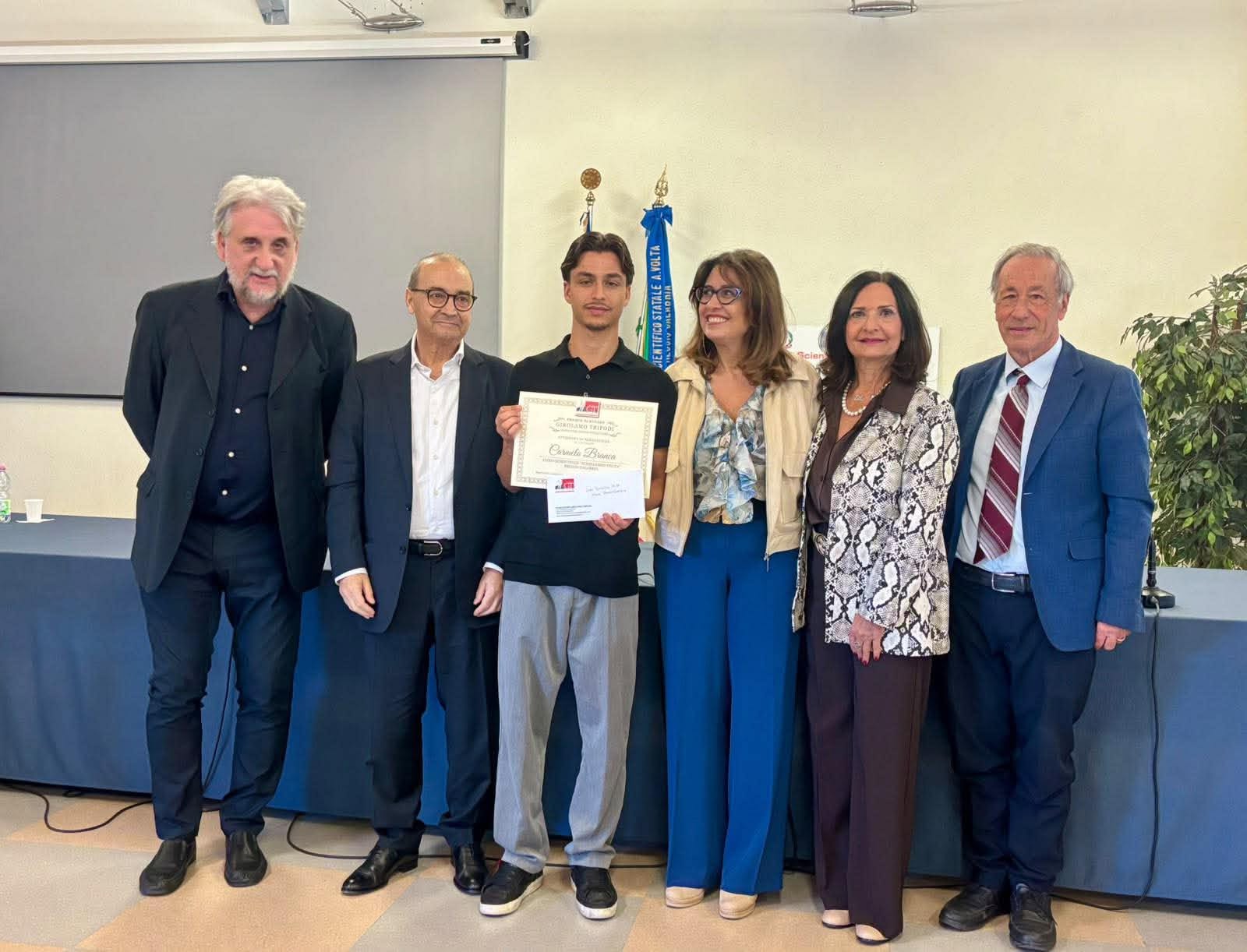 Reggio Calabria, lo studente Carmelo Branca premiato dalla Fondazione Girolamo T