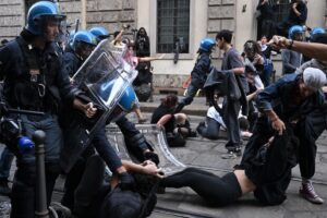 scontri polizia