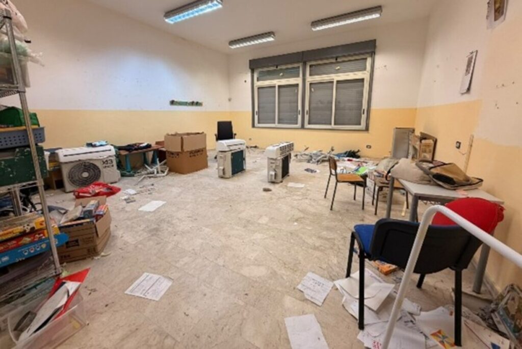 scuola cannitello abbandonata