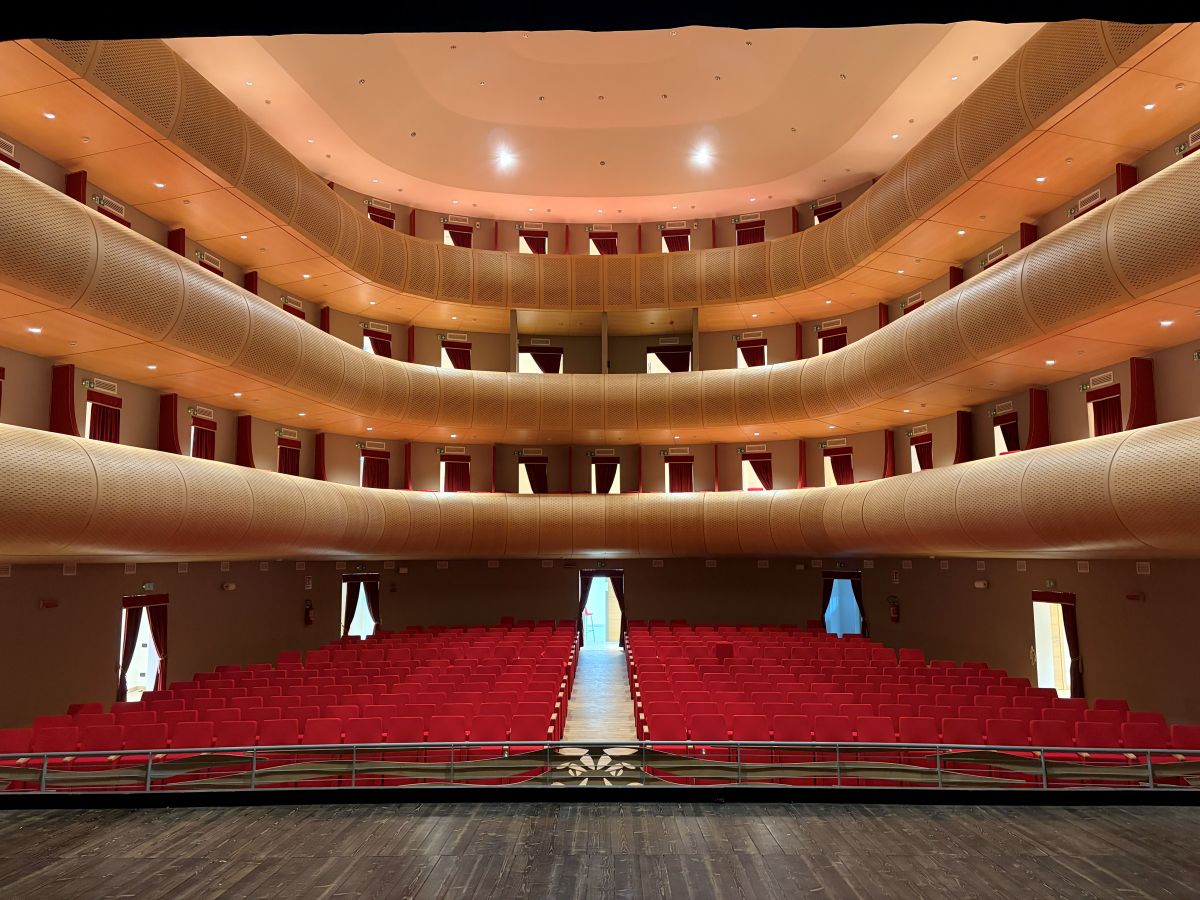 teatro comunale vibo valentia
