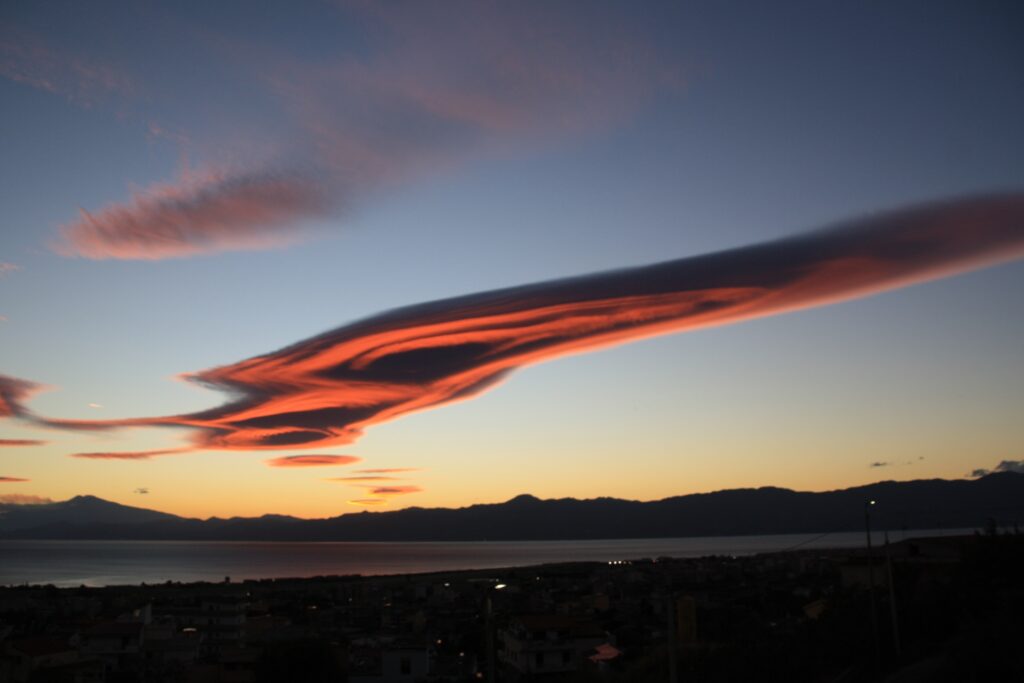 nubi lenticolari reggio calabria